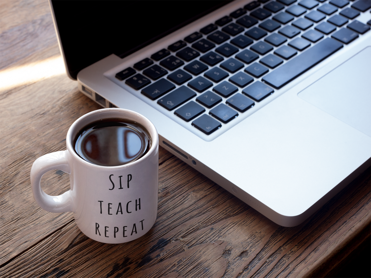 🍎 'Sip Teach Repeat' Teacher Mug 📚 | 11oz Ceramic | Celebrate Educators Every Morning | Perfect Coffee Companion