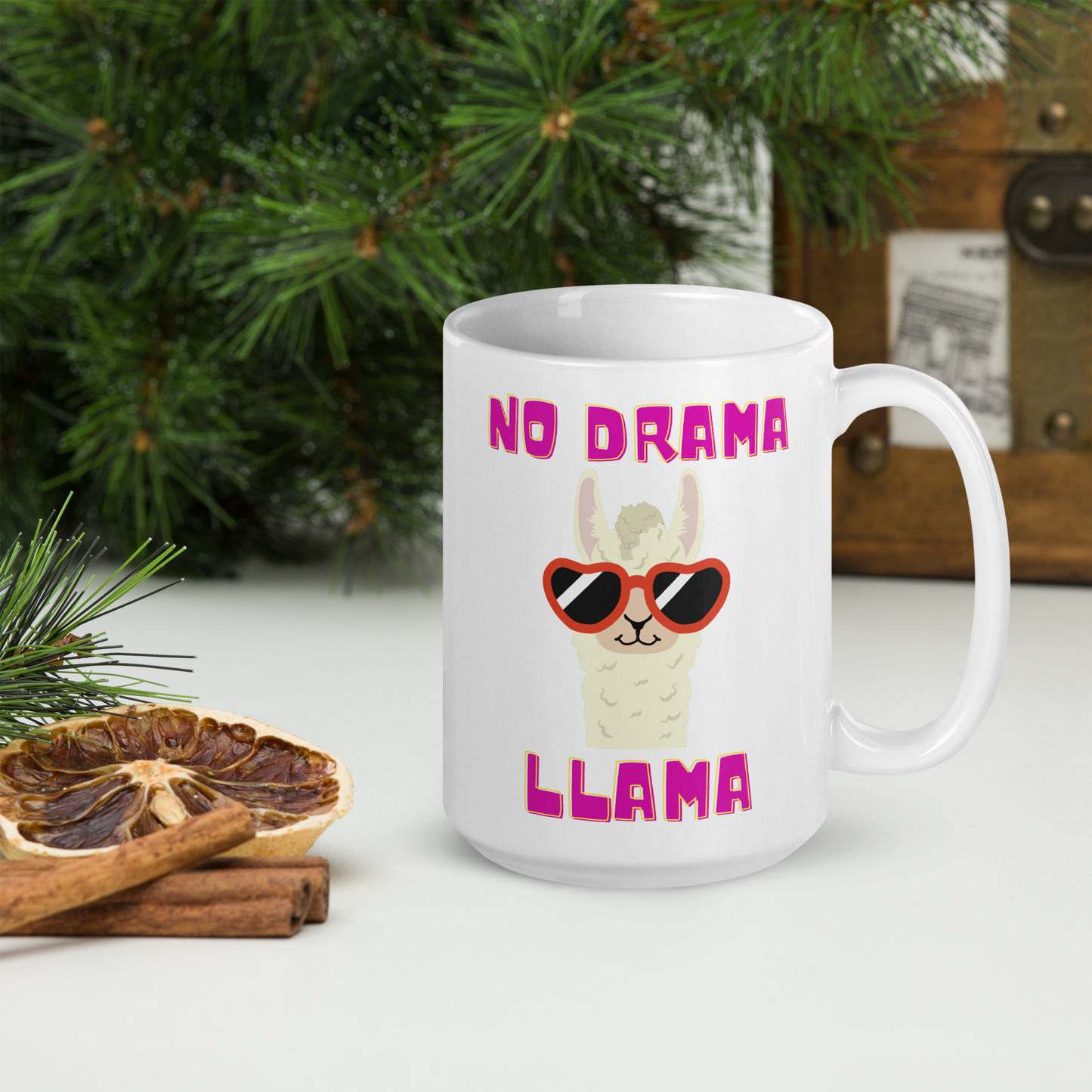 Take a break from the daily grind and enjoy a drama-free moment with our "NO DRAMA LLAMA" mug! 🦙 ☕